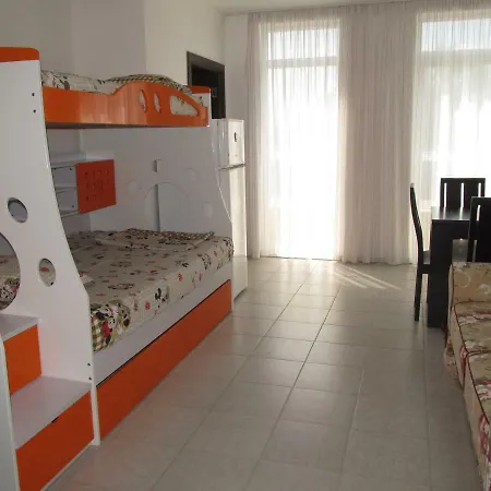 Cote D'azure 3* Νεσέμπαρ
