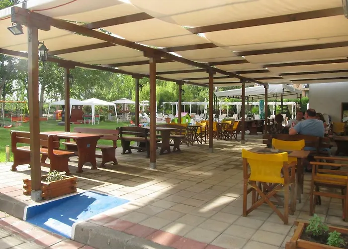 Cote D'azure Aparthotel 3*