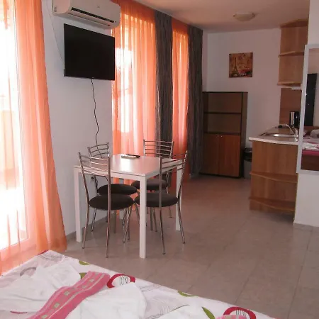 Cote D'azure 아파트호텔 3*