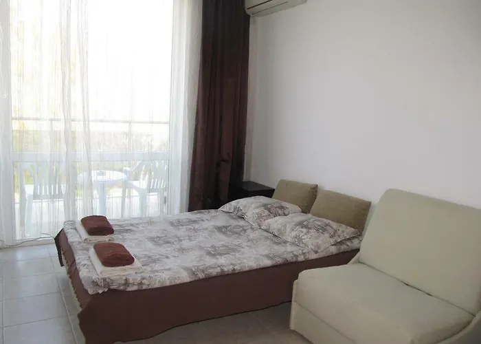 Cote D'azure Apartahotel 3*