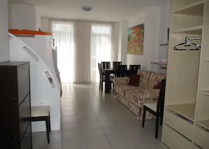 Cote D'azure Apartahotel 3*