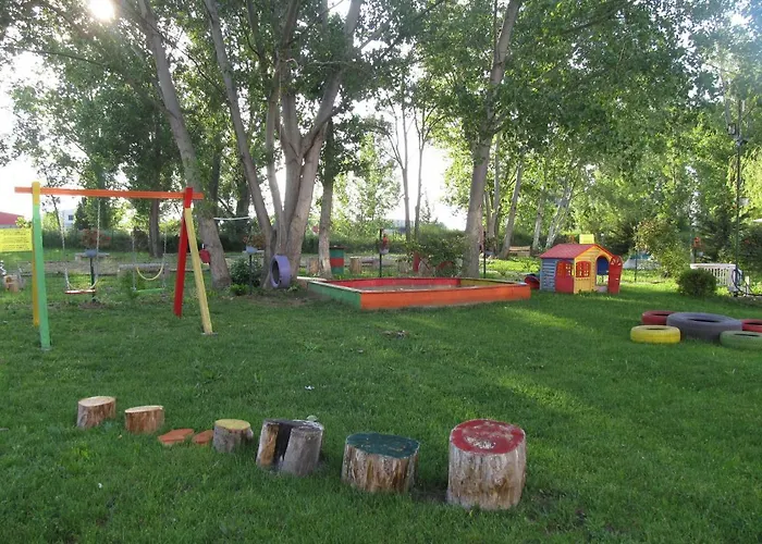 Cote D'azure Apartahotel