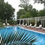Апартхотел Cote D'azure Несебър